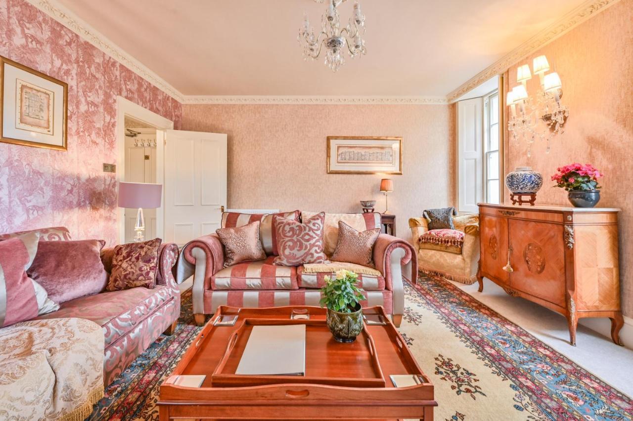 The Town House At Muntham- Luxury With Hot Tub *