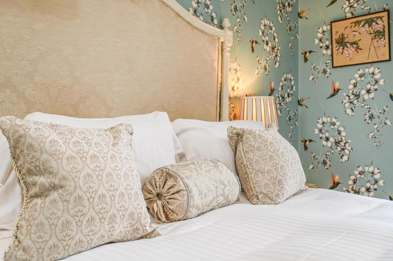 Holiday home The Town House At Muntham- Luxury With Hot Tub Torquay