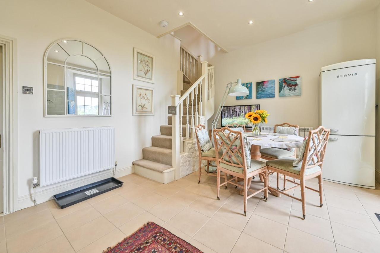 The Town House At Muntham- Luxury With Hot Tub Holiday home