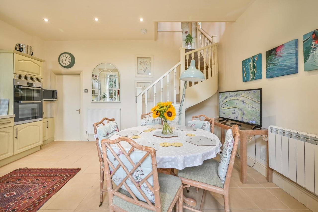 The Town House At Muntham- Luxury With Hot Tub *